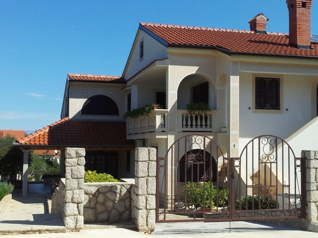 Apartments Franjo Mali Losinj Luaran gambar