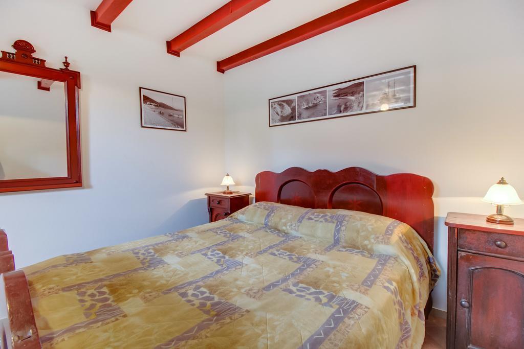 Apartments Franjo Mali Losinj Bilik gambar