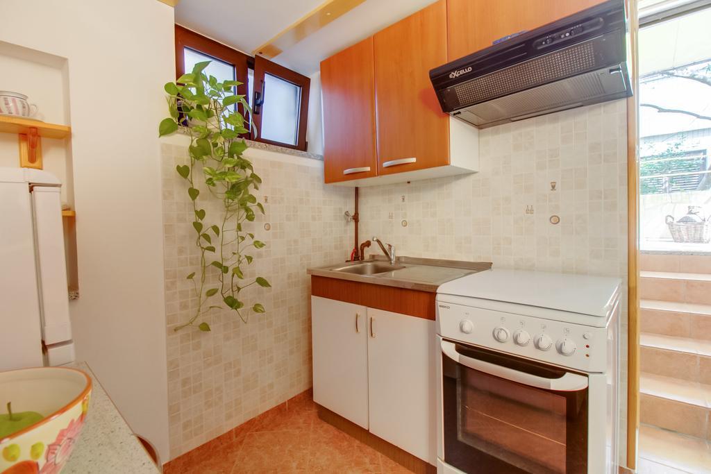 Apartments Franjo Mali Losinj Bilik gambar