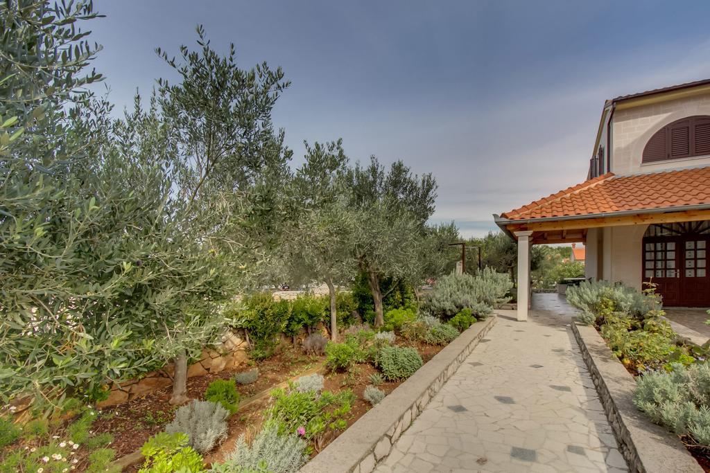 Apartments Franjo Mali Losinj Bilik gambar